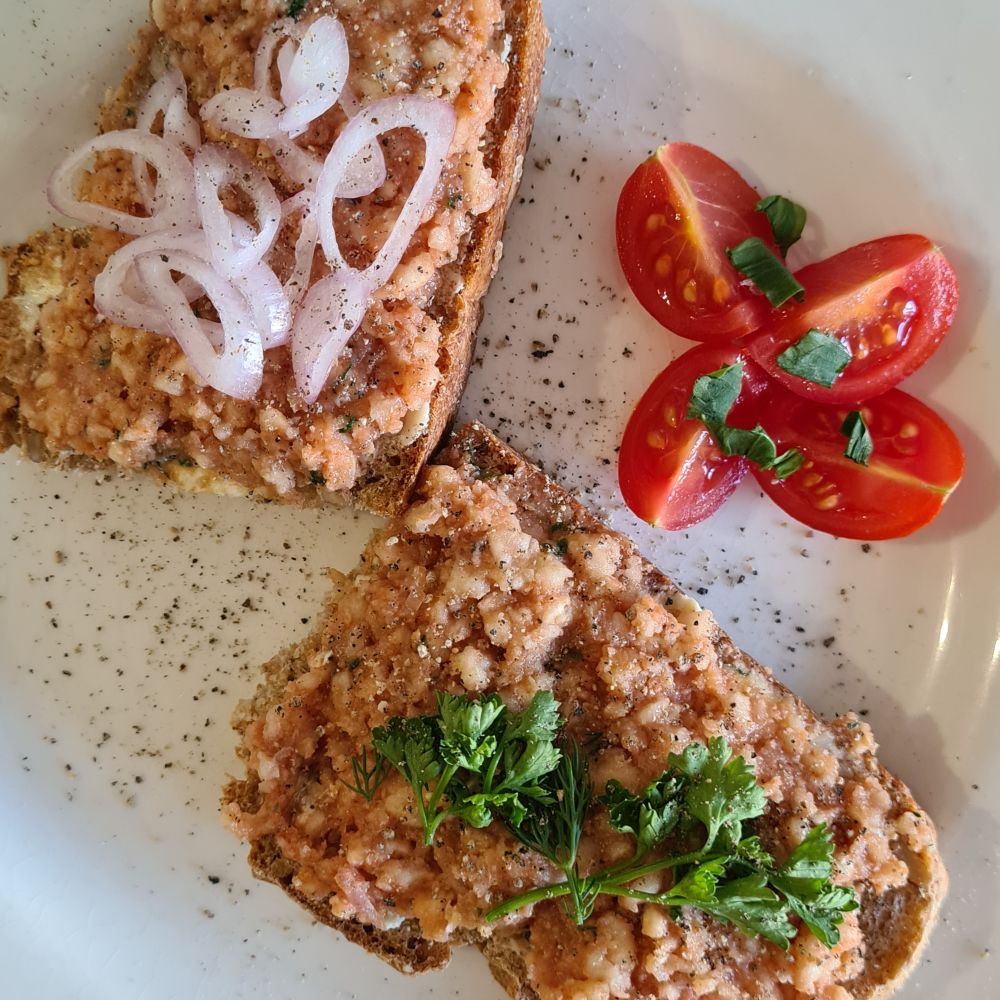 veganes Mett aus Reiswaffeln